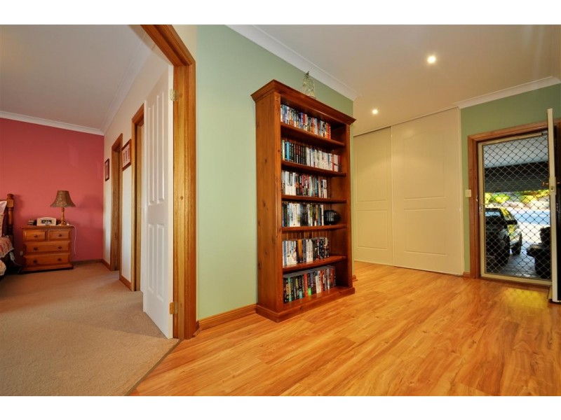 6 Treetop Rise (Chandlers Hill), Aberfoyle Park SA 5159