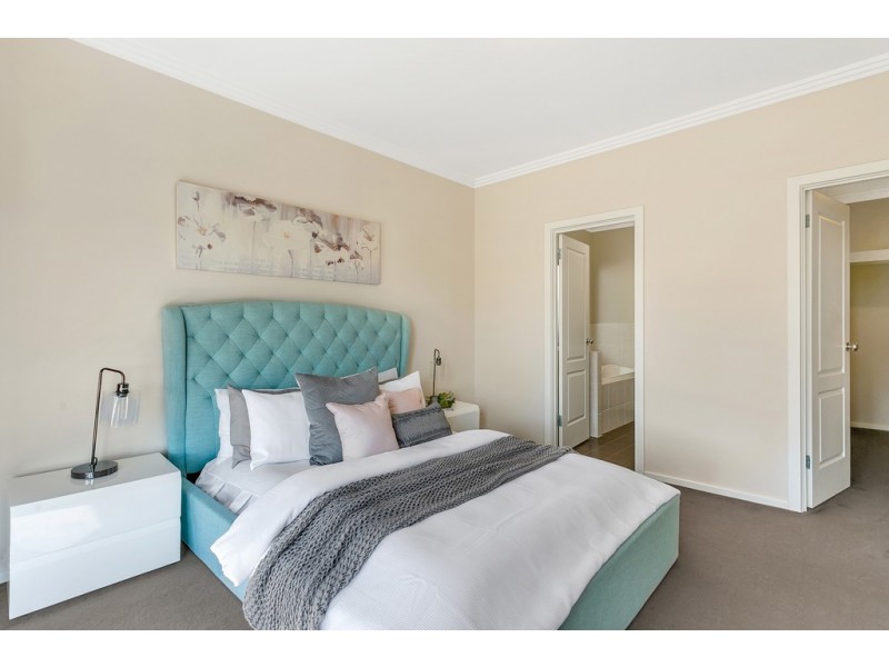 4 Evergreen Parade, Flagstaff Hill SA 5159
