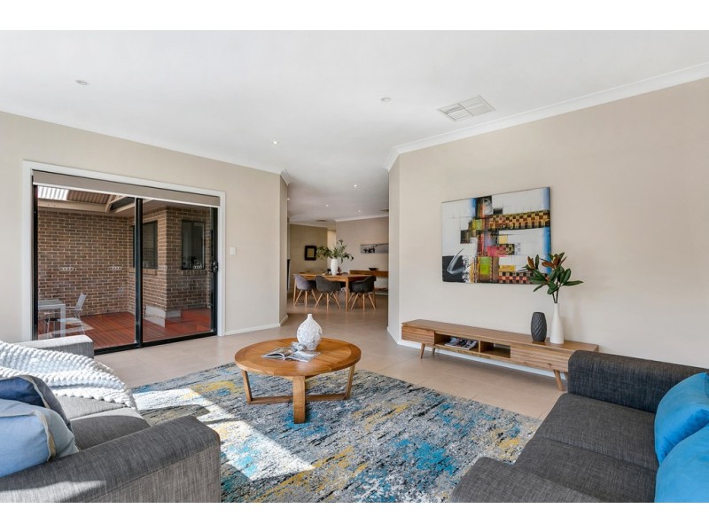 4 Evergreen Parade, Flagstaff Hill SA 5159