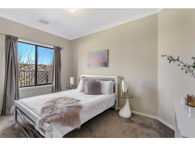 4 Evergreen Parade, Flagstaff Hill SA 5159
