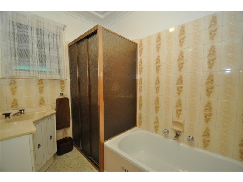 14 Adrian Street, Christie Downs SA 5164