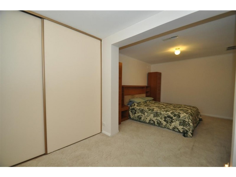 14 Adrian Street, Christie Downs SA 5164