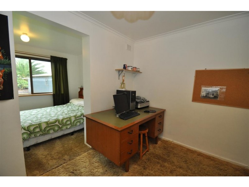 14 Adrian Street, Christie Downs SA 5164