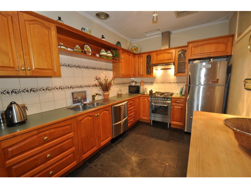 5 Wakefield Avenue, Morphett Vale SA 5162