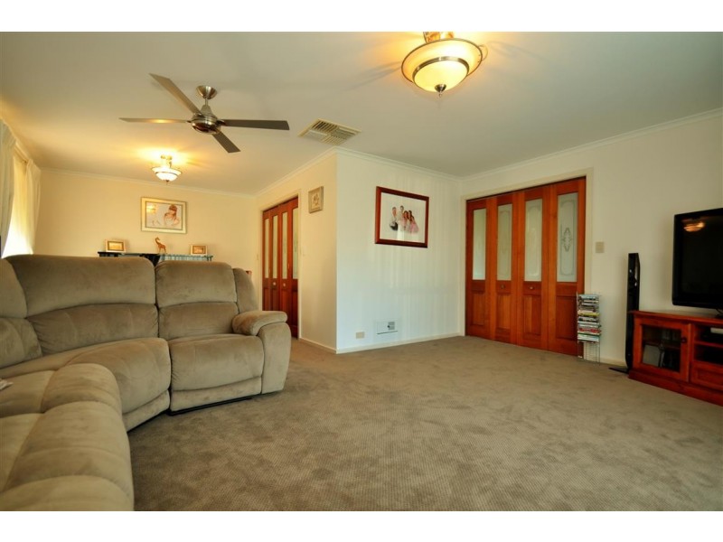 7 Manooka Road, Morphett Vale SA 5162