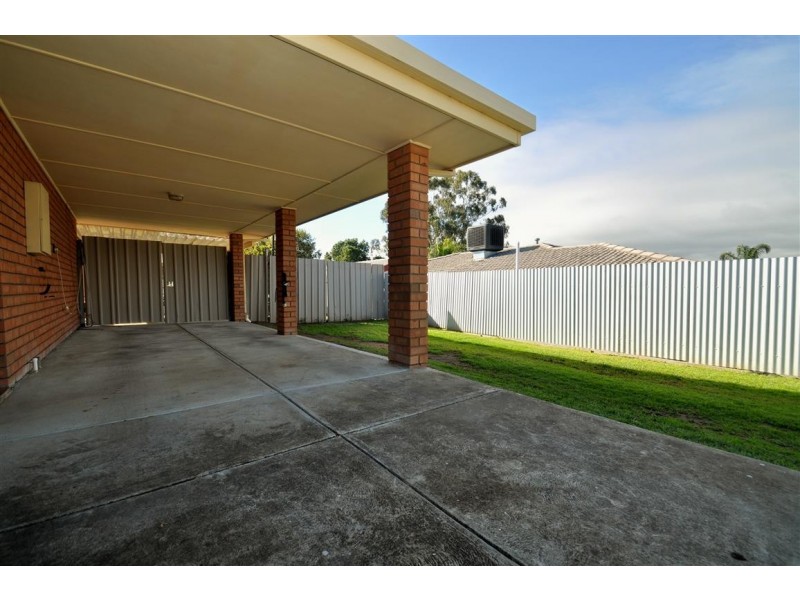 7 Manooka Road, Morphett Vale SA 5162