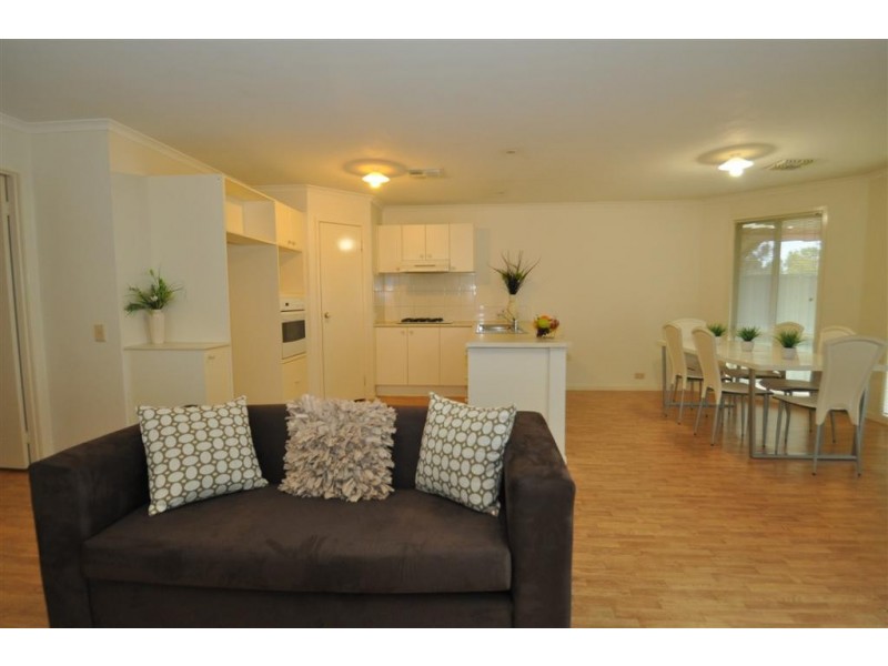 6 Westbury Court, Woodcroft SA 5162