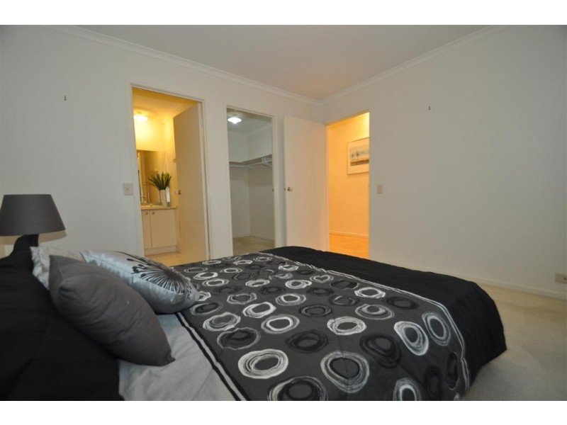 6 Westbury Court, Woodcroft SA 5162