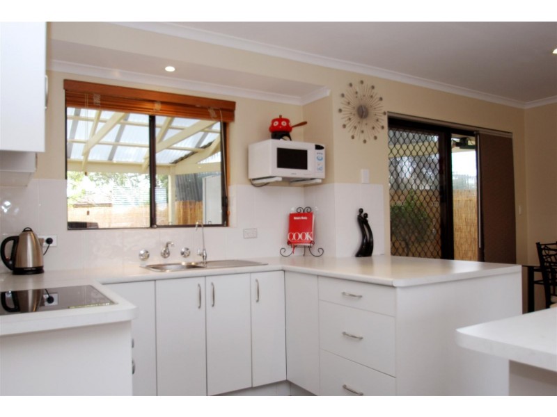 51 Nash Crescent, Morphett Vale SA 5162