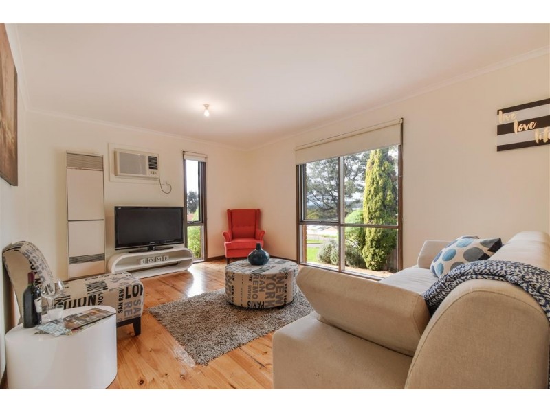 4 Essexvale Avenue, Huntfield Heights SA 5163