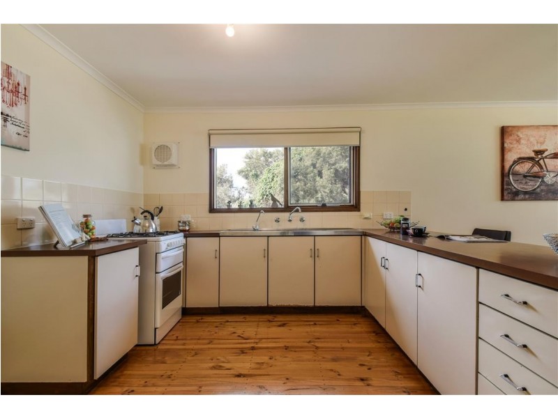 4 Essexvale Avenue, Huntfield Heights SA 5163