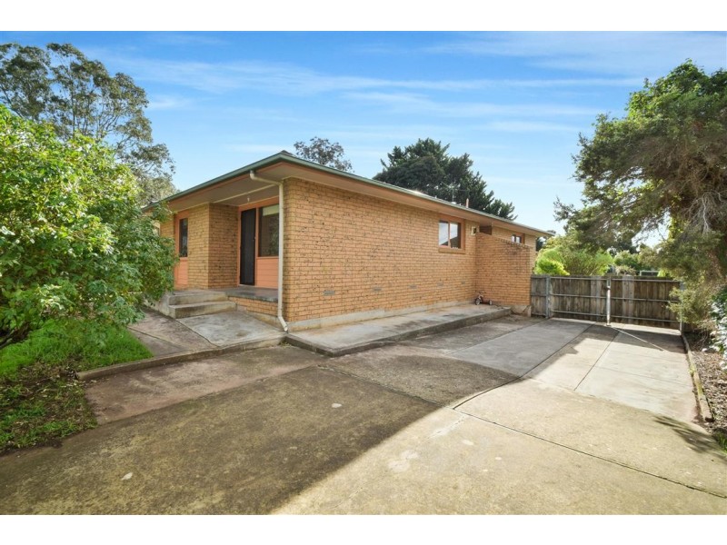 4 Essexvale Avenue, Huntfield Heights SA 5163