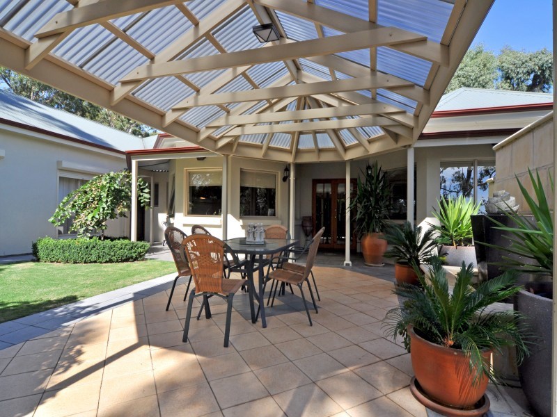 3 Charlson Rise, Happy Valley SA 5159