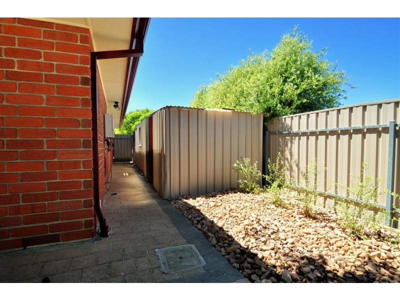 2 Epsilon Close, Woodcroft SA 5162