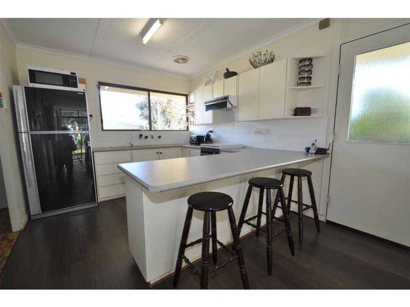 4 First Avenue, Moana SA 5169