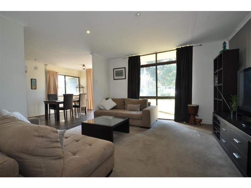 4 First Avenue, Moana SA 5169