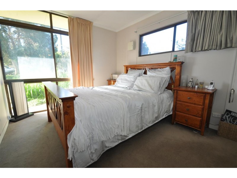 4 First Avenue, Moana SA 5169