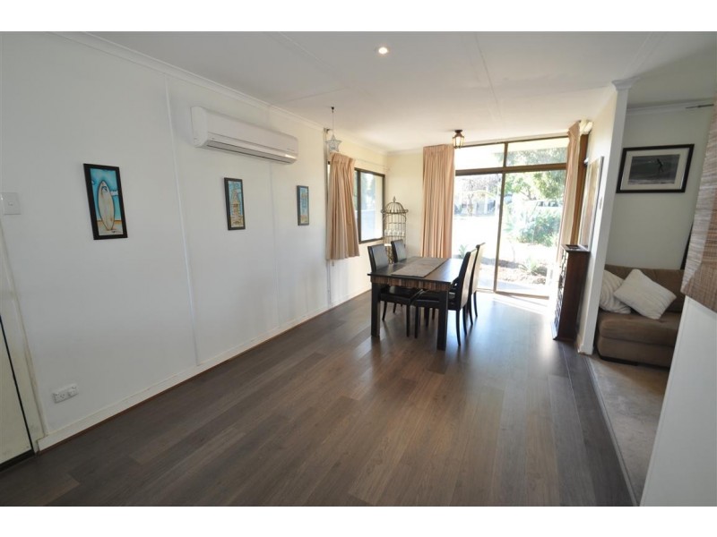 4 First Avenue, Moana SA 5169