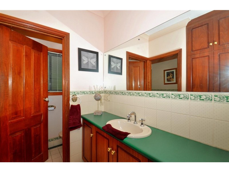 1 Horseshoe Drive, Woodcroft SA 5162