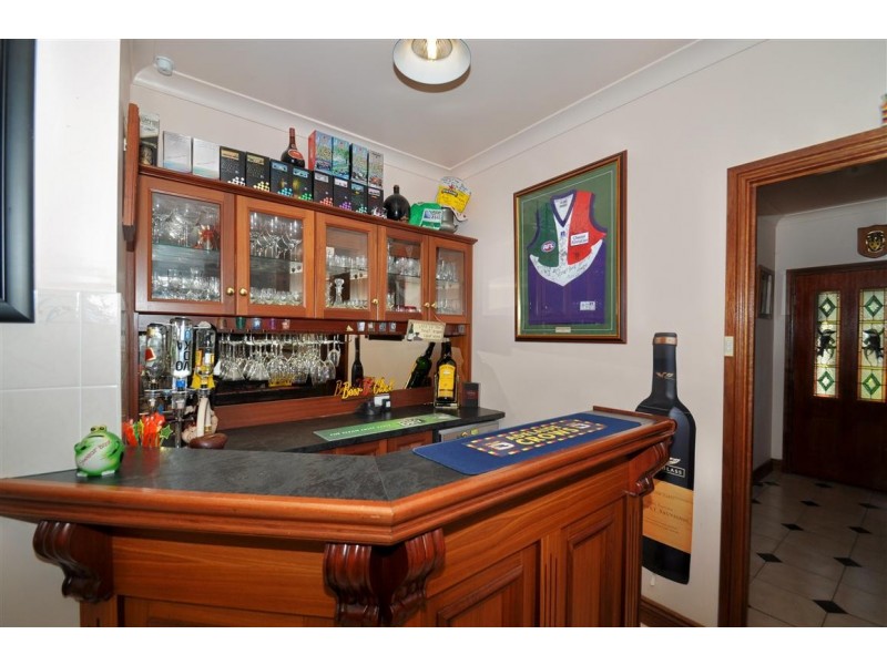 1 Horseshoe Drive, Woodcroft SA 5162