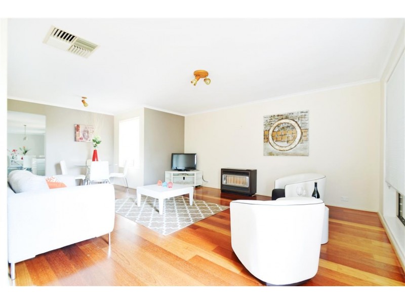 18 Excelsior Grove, Woodcroft SA 5162