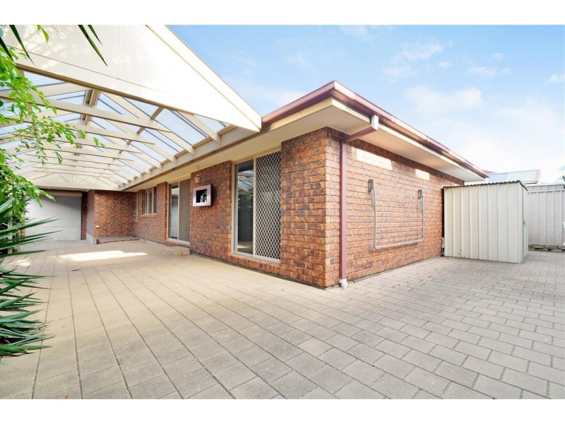18 Excelsior Grove, Woodcroft SA 5162