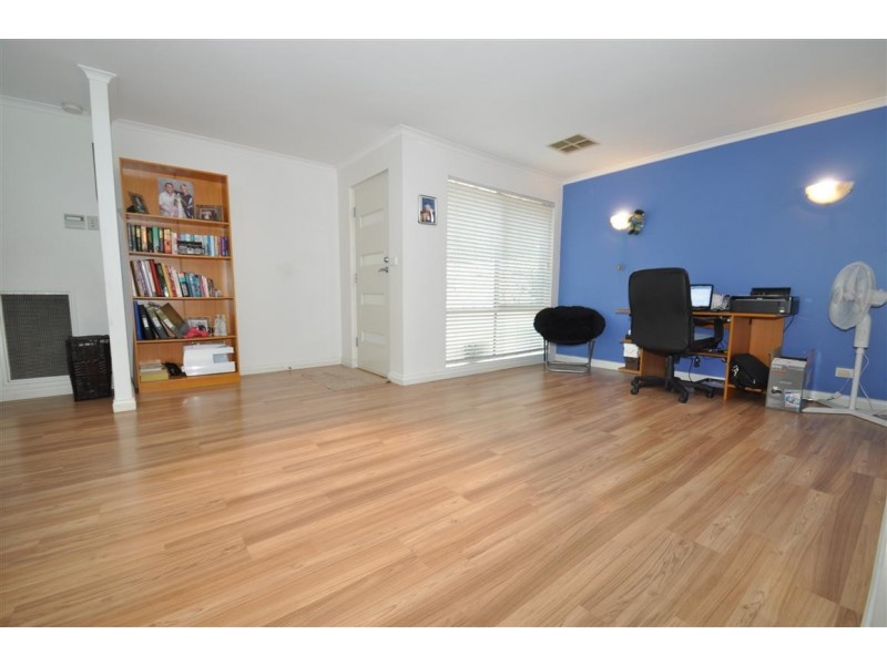 1 Swan Mews, Seaford Rise SA 5169