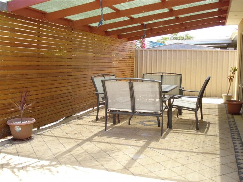 1 Swan Mews, Seaford Rise SA 5169
