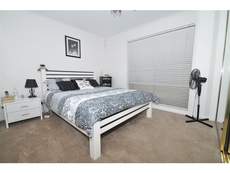 1 Swan Mews, Seaford Rise SA 5169