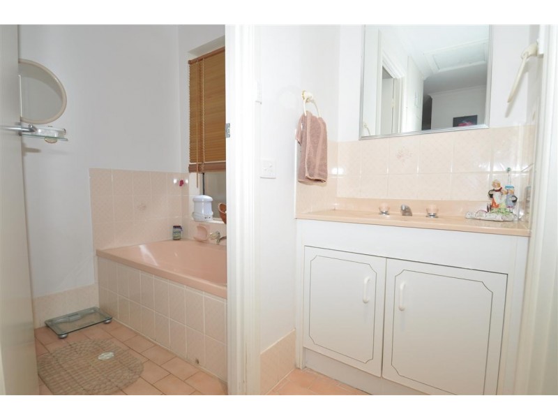1 Swan Mews, Seaford Rise SA 5169