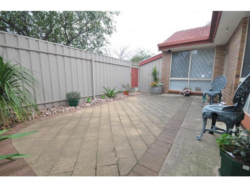 1 Swan Mews, Seaford Rise SA 5169