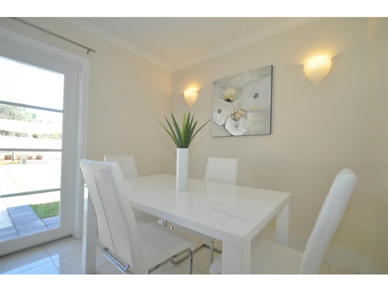 22 Booth Avenue, Morphett Vale SA 5162