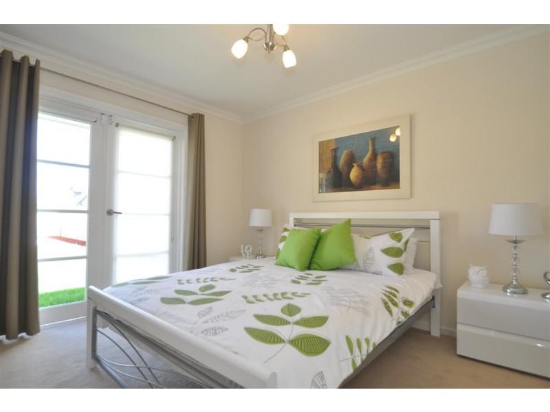 22 Booth Avenue, Morphett Vale SA 5162