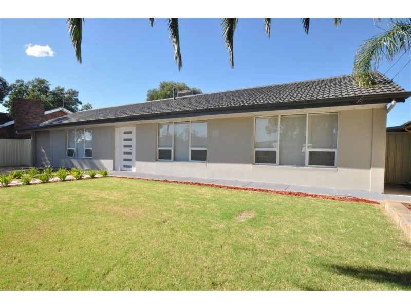 22 Booth Avenue, Morphett Vale SA 5162