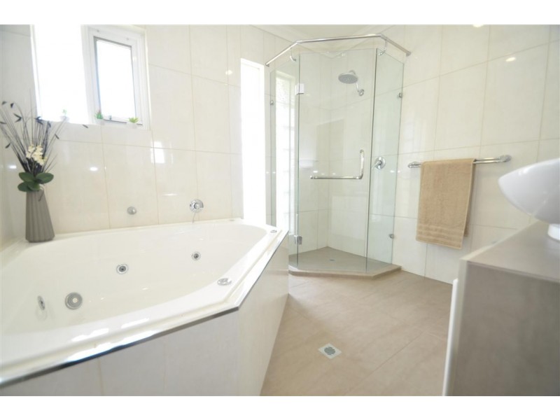 22 Booth Avenue, Morphett Vale SA 5162