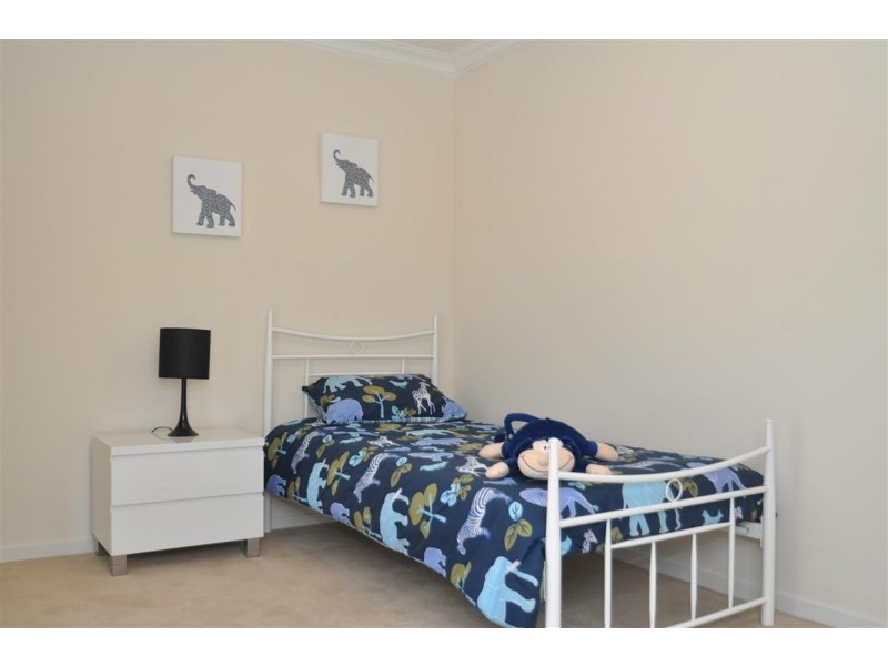 22 Booth Avenue, Morphett Vale SA 5162