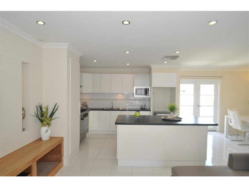 22 Booth Avenue, Morphett Vale SA 5162