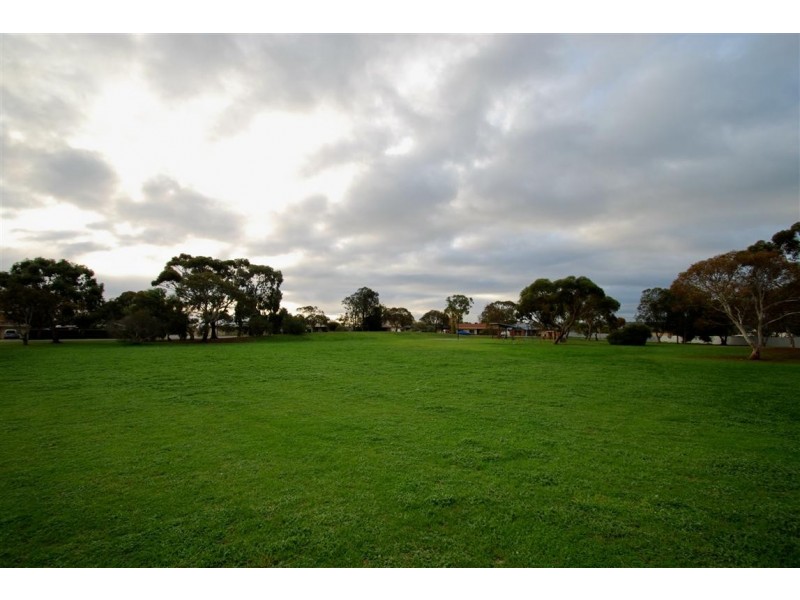 24 Dungey Road, Old Noarlunga SA 5168