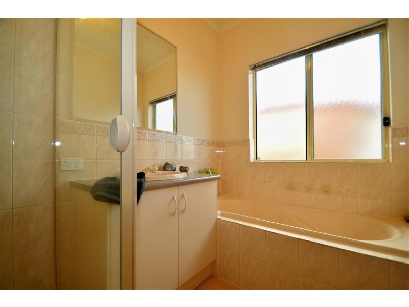 101 Sherebrooke Blvd, Woodcroft SA 5162