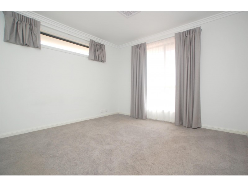 66 SERAFINO DRIVE, Noarlunga Downs SA 5168