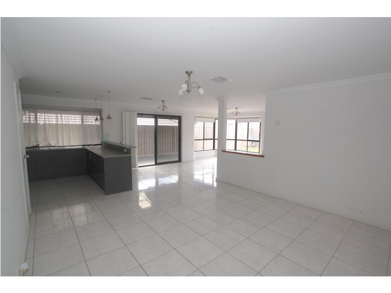 66 SERAFINO DRIVE, Noarlunga Downs SA 5168