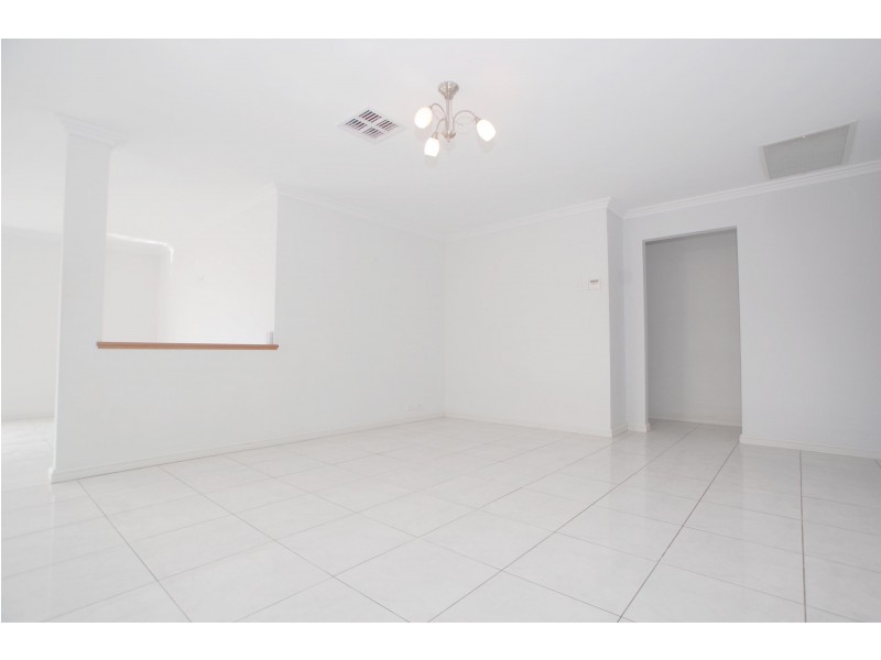 66 SERAFINO DRIVE, Noarlunga Downs SA 5168