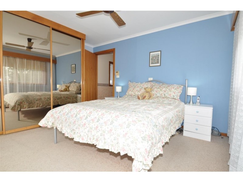 5 Casuarina Place, Aberfoyle Park SA 5159