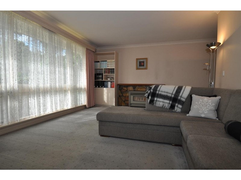 5 Nightingale Crescent, O’halloran Hill SA 5158