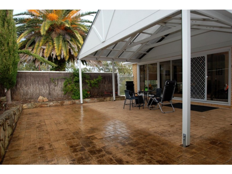 28 Ernest Crescent, Happy Valley SA 5159