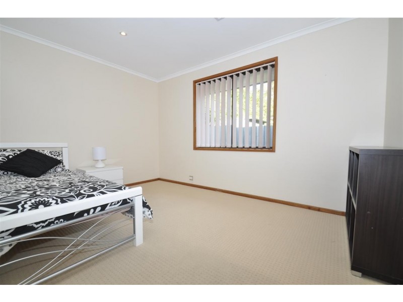 4 Tangara Drive, Aberfoyle Park SA 5159