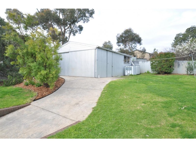 4 Tangara Drive, Aberfoyle Park SA 5159