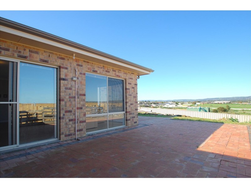 1 Locomotive Drive, Sheidow Park SA 5158