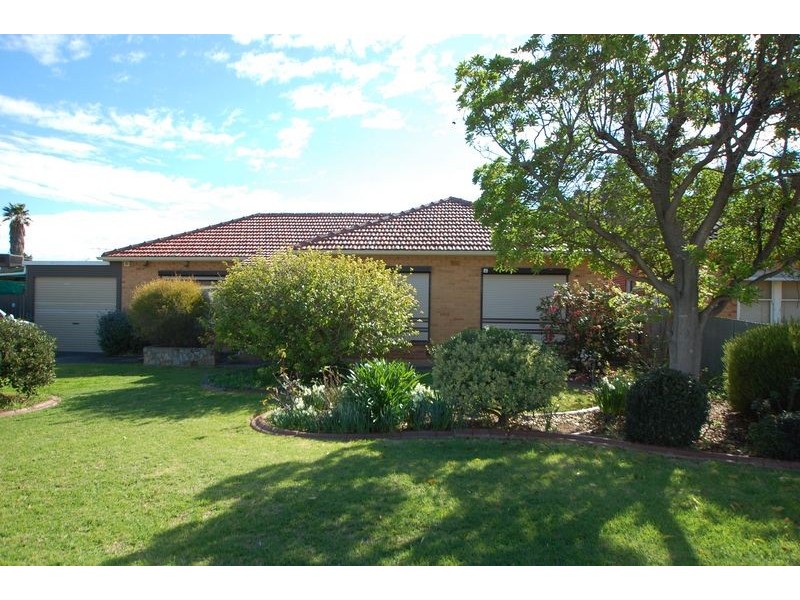 1 Pankina Grove, Marion SA 5043