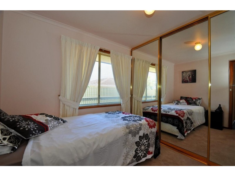 6 Scott Court, Woodcroft SA 5162